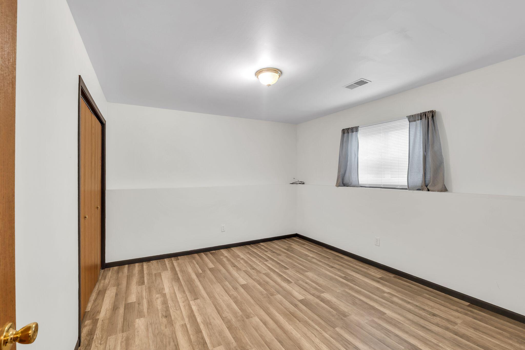 950 101st Street Pleasant Prairie, WI 53158 - Photo 14 of 16 31_P2687383