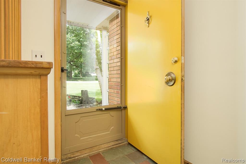 1439 Gracedale Drive Rochester Hills, MI 48309 - Photo 10 of 32