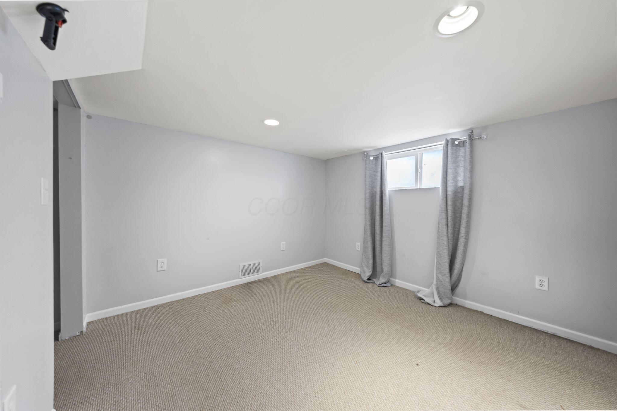 196 Brighton Road Columbus, OH 43202 - Photo 37 of 47 28-web-or-mls-ID8A5314