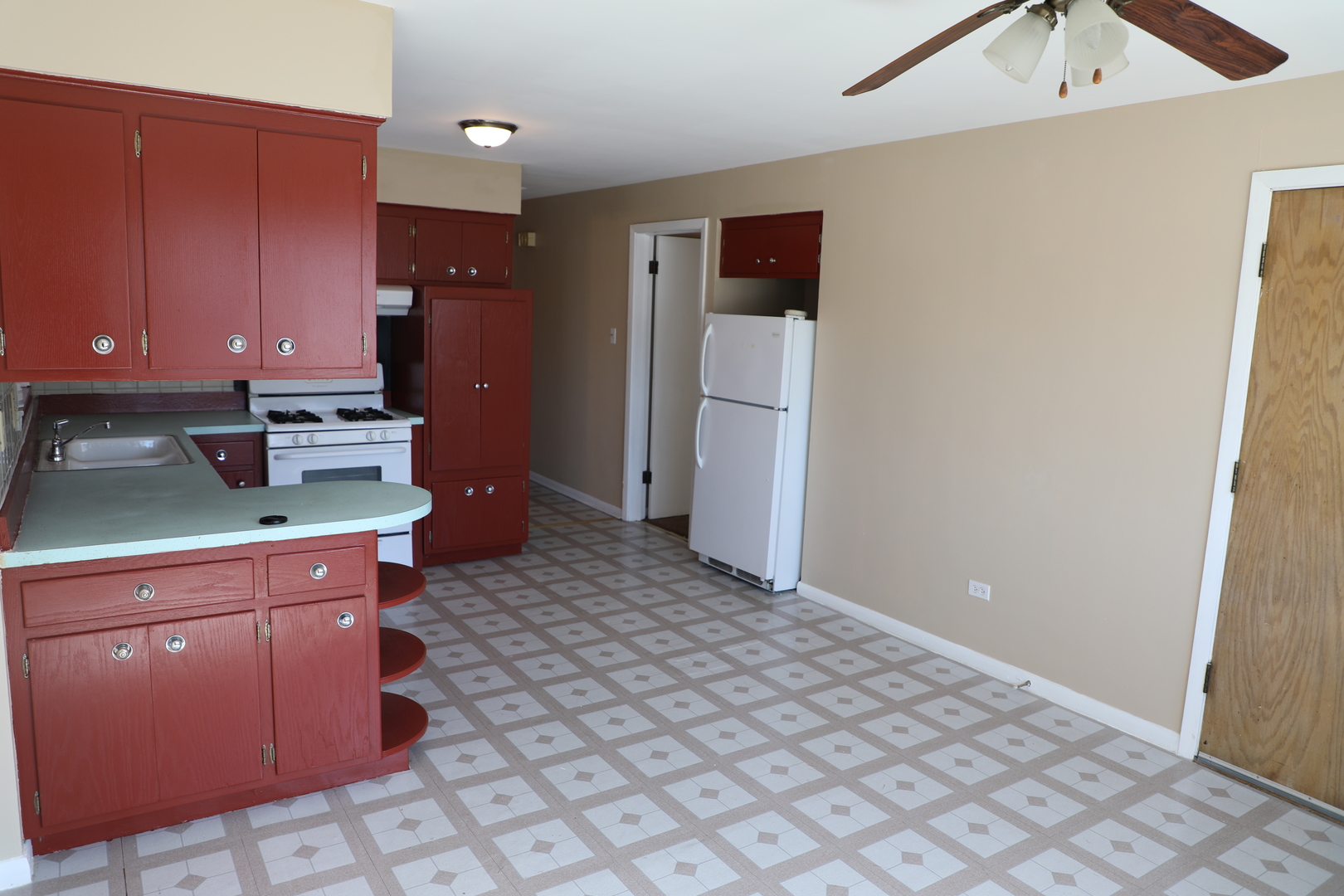 7900 South Richmond Street Chicago, IL 60652 - Photo 5 of 20