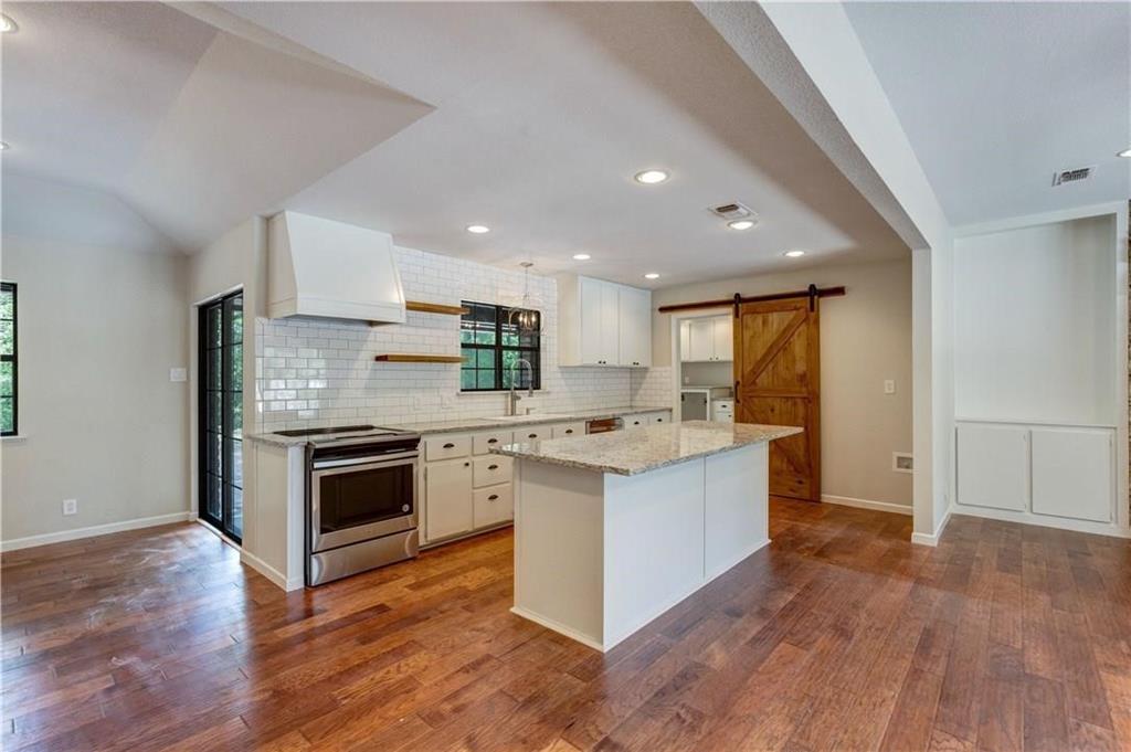 524 Sanders Road Weatherford, TX 76087 - Photo 12 of 25 Gallery Image 12