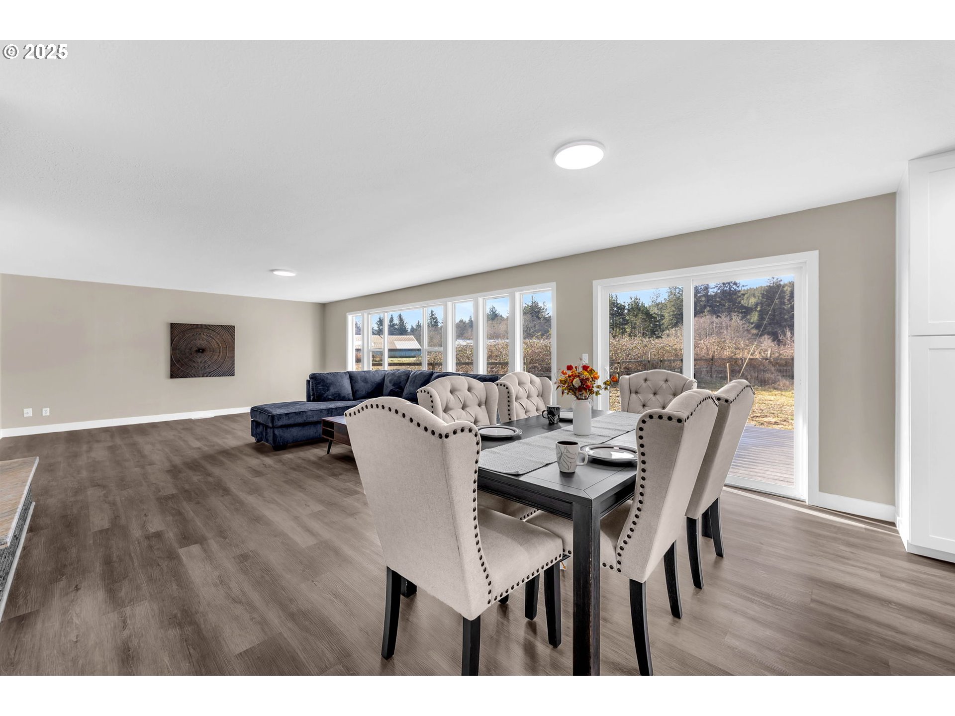84952 Highway 101 Seaside, OR 97138 - Photo 16 of 46 Living Room/Dining Room