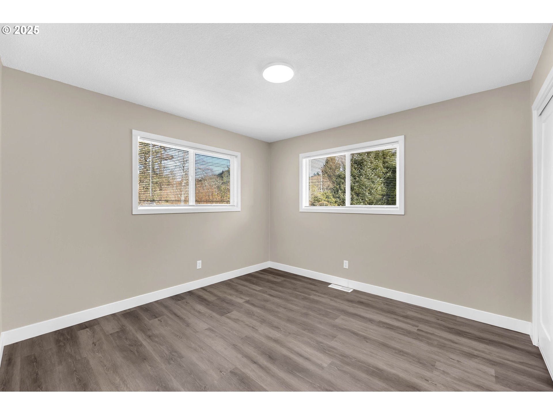 84952 Highway 101 Seaside, OR 97138 - Photo 32 of 46 Bedroom