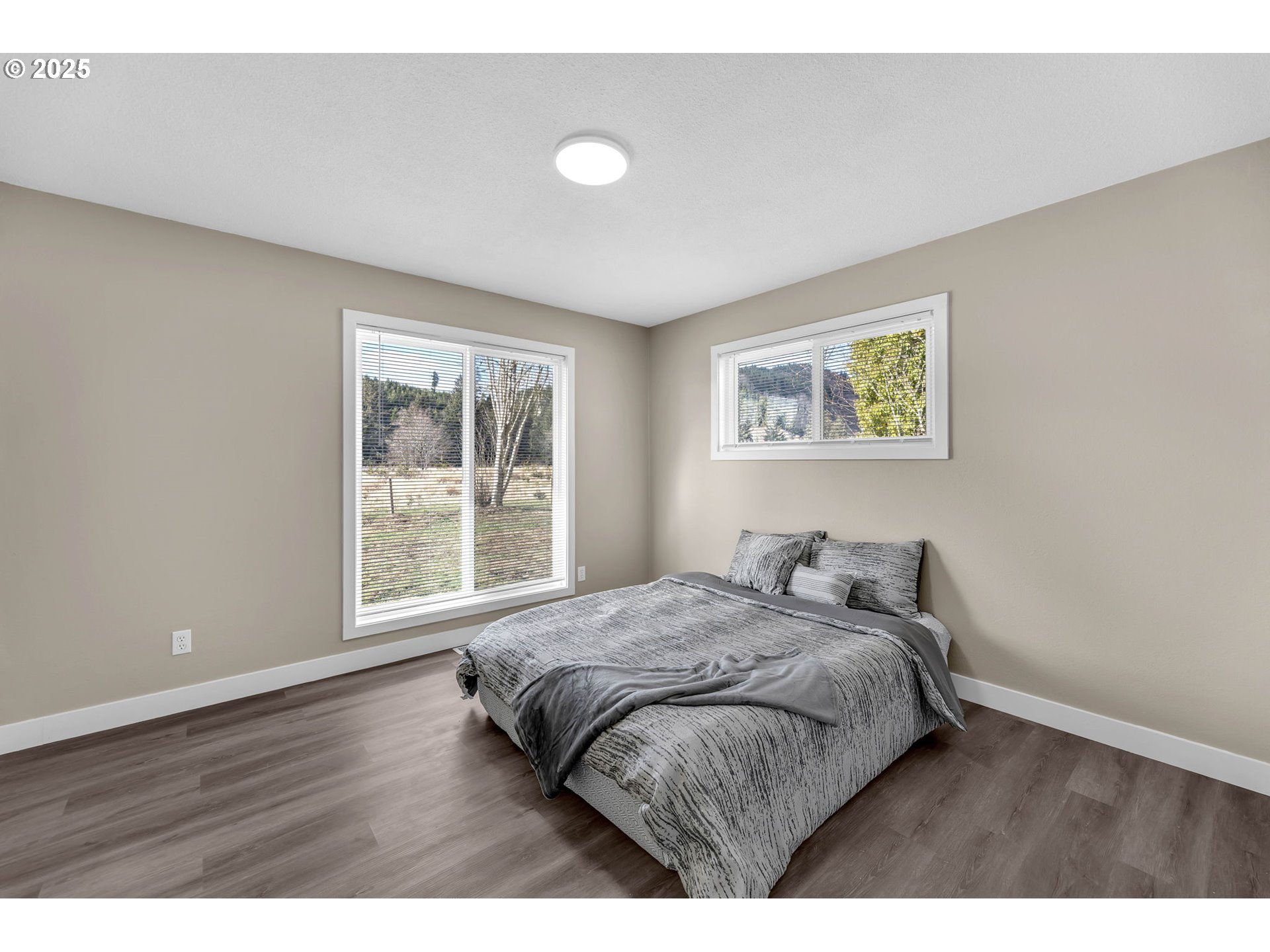 84952 Highway 101 Seaside, OR 97138 - Photo 34 of 46 Bedroom