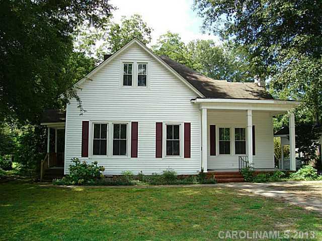 305 Calhoun Street Clover, SC 29710 - Photo 1 of 16 Gallery Image 1