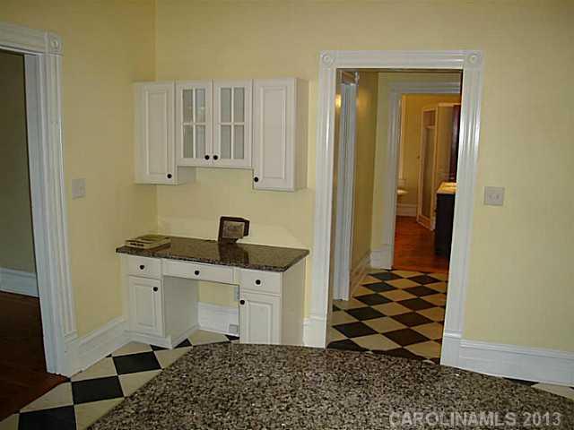 305 Calhoun Street Clover, SC 29710 - Photo 6 of 16 Gallery Image 6