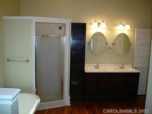 305 Calhoun Street Clover, SC 29710 - Photo 10 of 16 Gallery Image 10