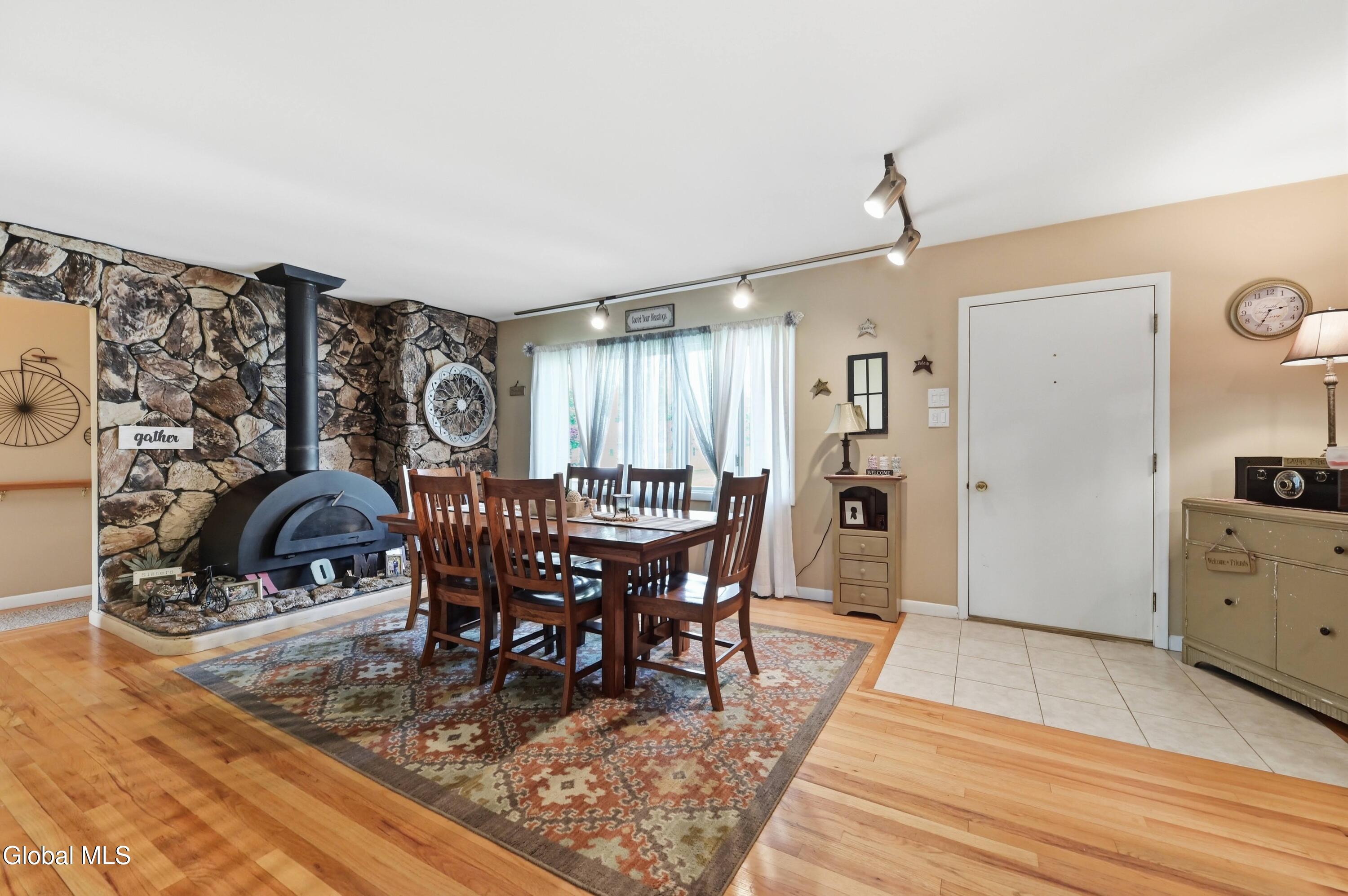 14 Lee Avenue Guilderland, NY 12303 - Photo 28 of 59 AHH_8095