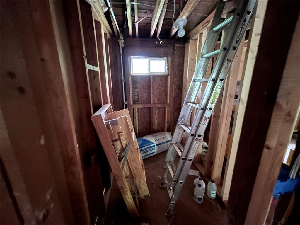 8916 Highway 166 Winston, GA 30187 - Photo 43 of 52 a view of an entryway with seating area