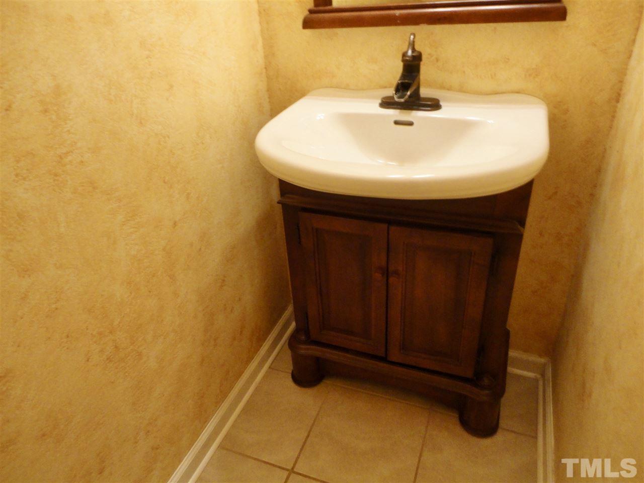 2708 Howard Road Raleigh, NC 27613 - Photo 9 of 22