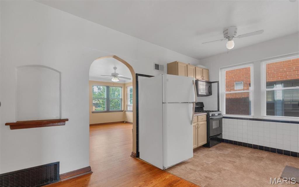 3718 Chippewa Street, Unit B1F St. Louis, MO 63116 - Photo 6 of 7