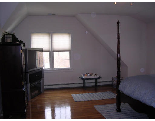 55 Sherricks Farm Road Weymouth, MA 02188 - Photo 11 of 16 Gallery Image 11