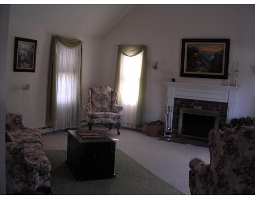 55 Sherricks Farm Road Weymouth, MA 02188 - Photo 3 of 16 Gallery Image 3