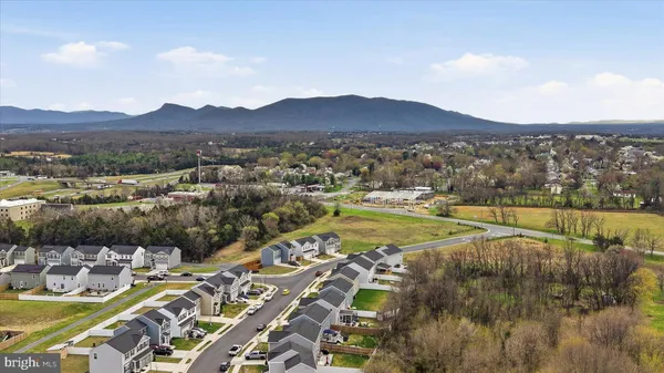 $484,900 | 135 Birmingham Drive, Middletown, VA 22645