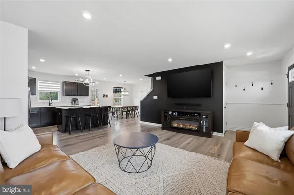 $484,900 | 135 Birmingham Drive, Middletown, VA 22645