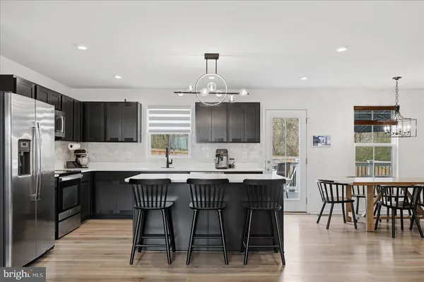 $484,900 | 135 Birmingham Drive, Middletown, VA 22645