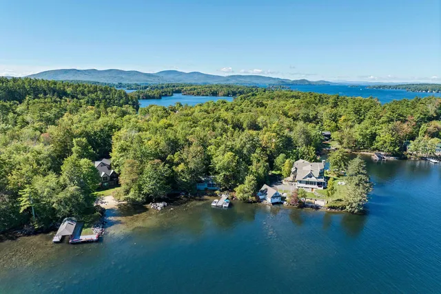 $6,305,000 | 5 A Delings Cove Road, Wolfeboro, NH 03894