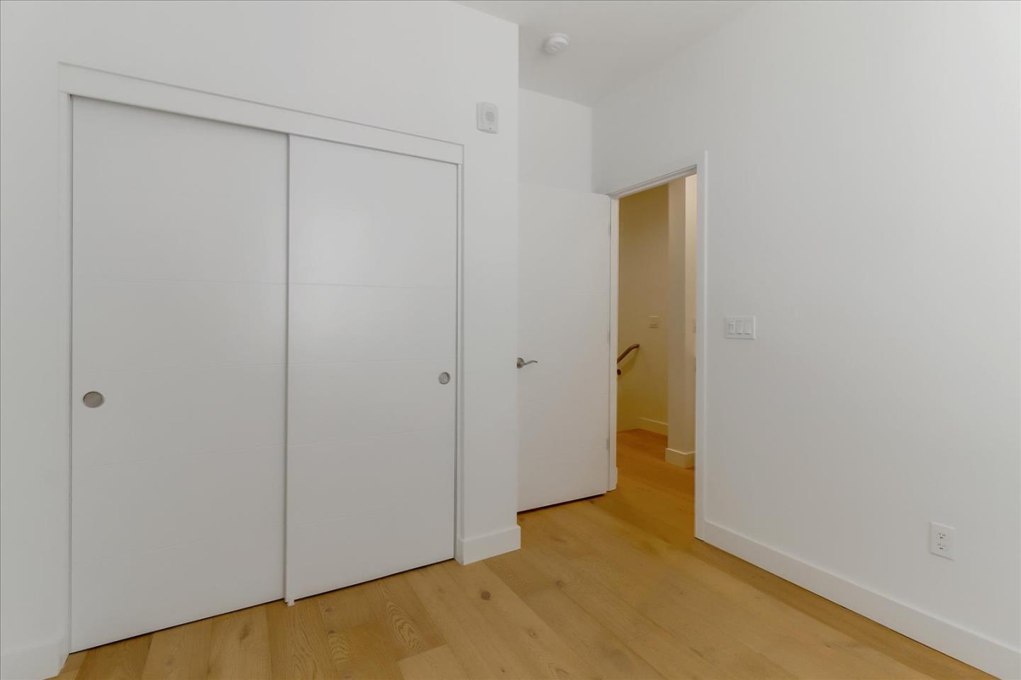 152 Uptown Circle Oakland, CA 94607 - Photo 18 of 33 a view of an empty room