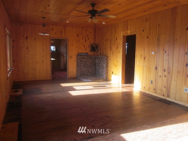 878 Gore Road Onalaska, WA 98570 - Photo 2 of 18 Gallery Image 2