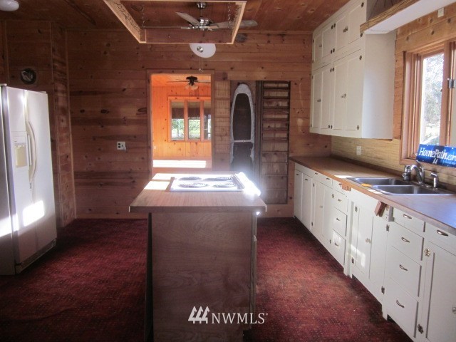 878 Gore Road Onalaska, WA 98570 - Photo 3 of 18 Gallery Image 3