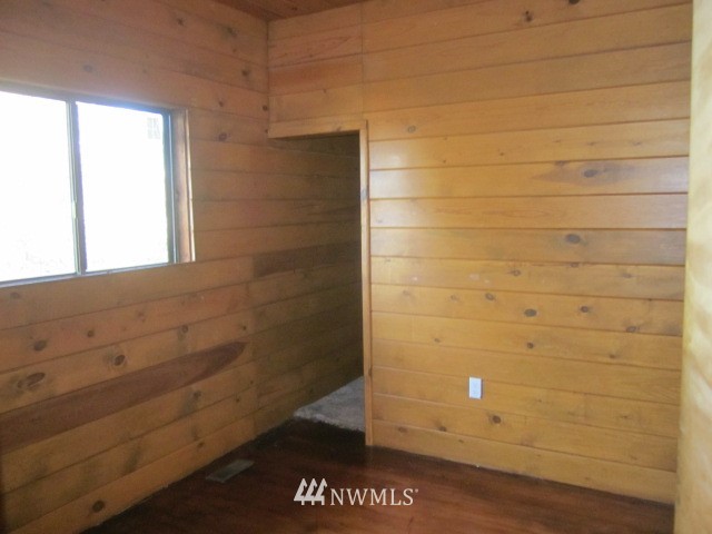 878 Gore Road Onalaska, WA 98570 - Photo 7 of 18 Gallery Image 7