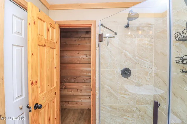 $235,000 | 214 Hickory Ridge Drive, Florence, MS 39073