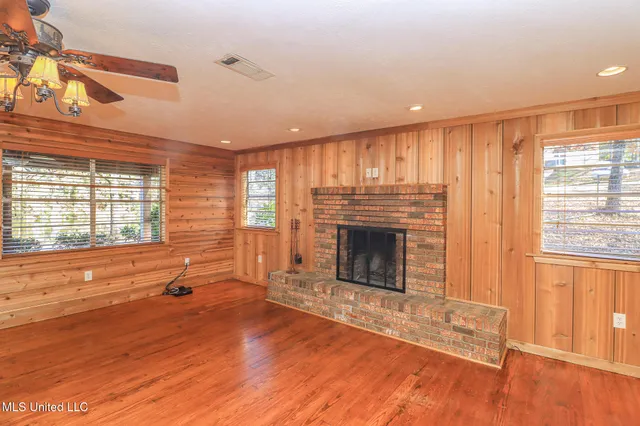 $235,000 | 214 Hickory Ridge Drive, Florence, MS 39073