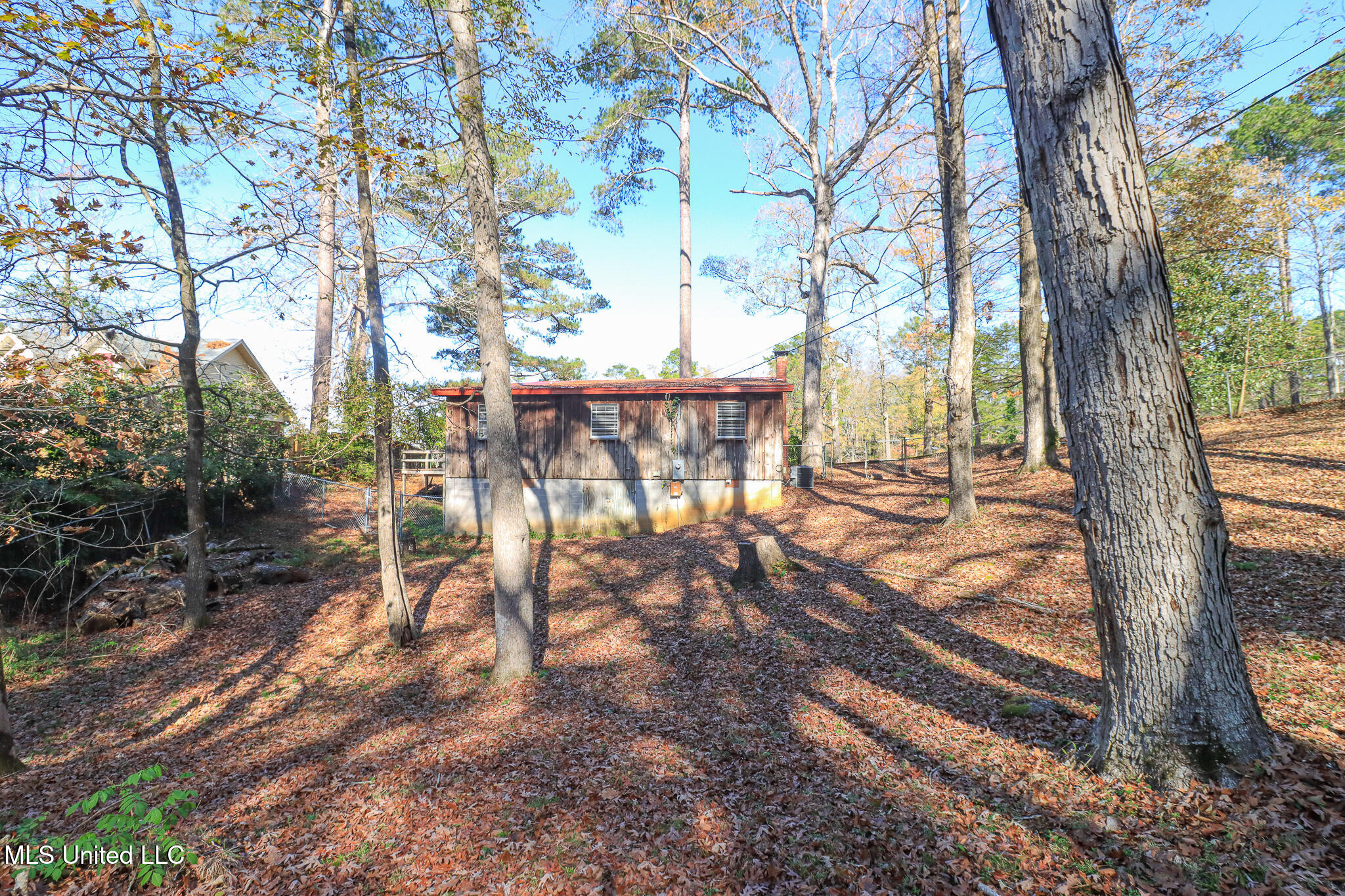 214 Hickory Ridge Drive Florence, MS 39073 - Photo 36 of 44 214 Hickory Ridge 52