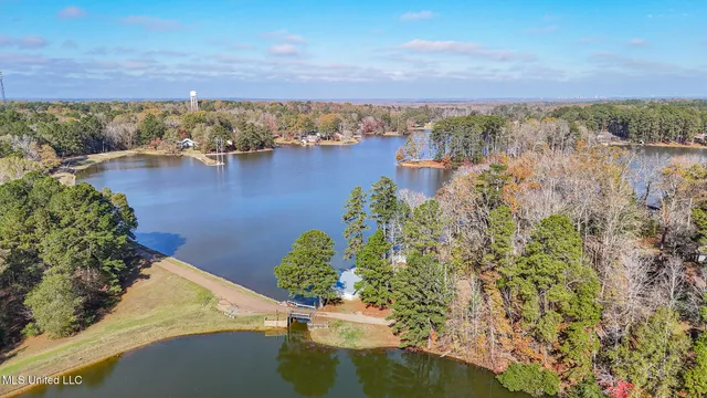 $235,000 | 214 Hickory Ridge Drive, Florence, MS 39073