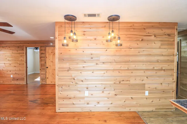 $235,000 | 214 Hickory Ridge Drive, Florence, MS 39073