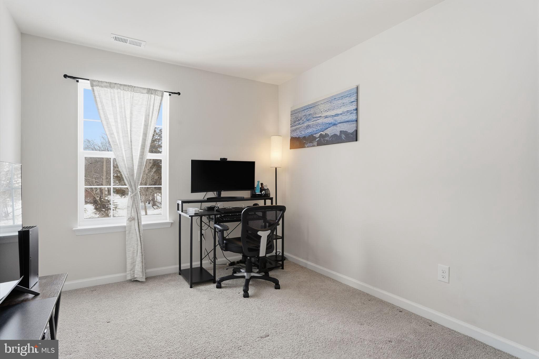 975 Still Waters Pennsburg, PA 18073 - Photo 15 of 20