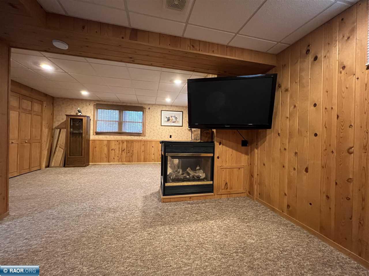 11999 Lindquist Road Hibbing, MN 55746 - Photo 20 of 33