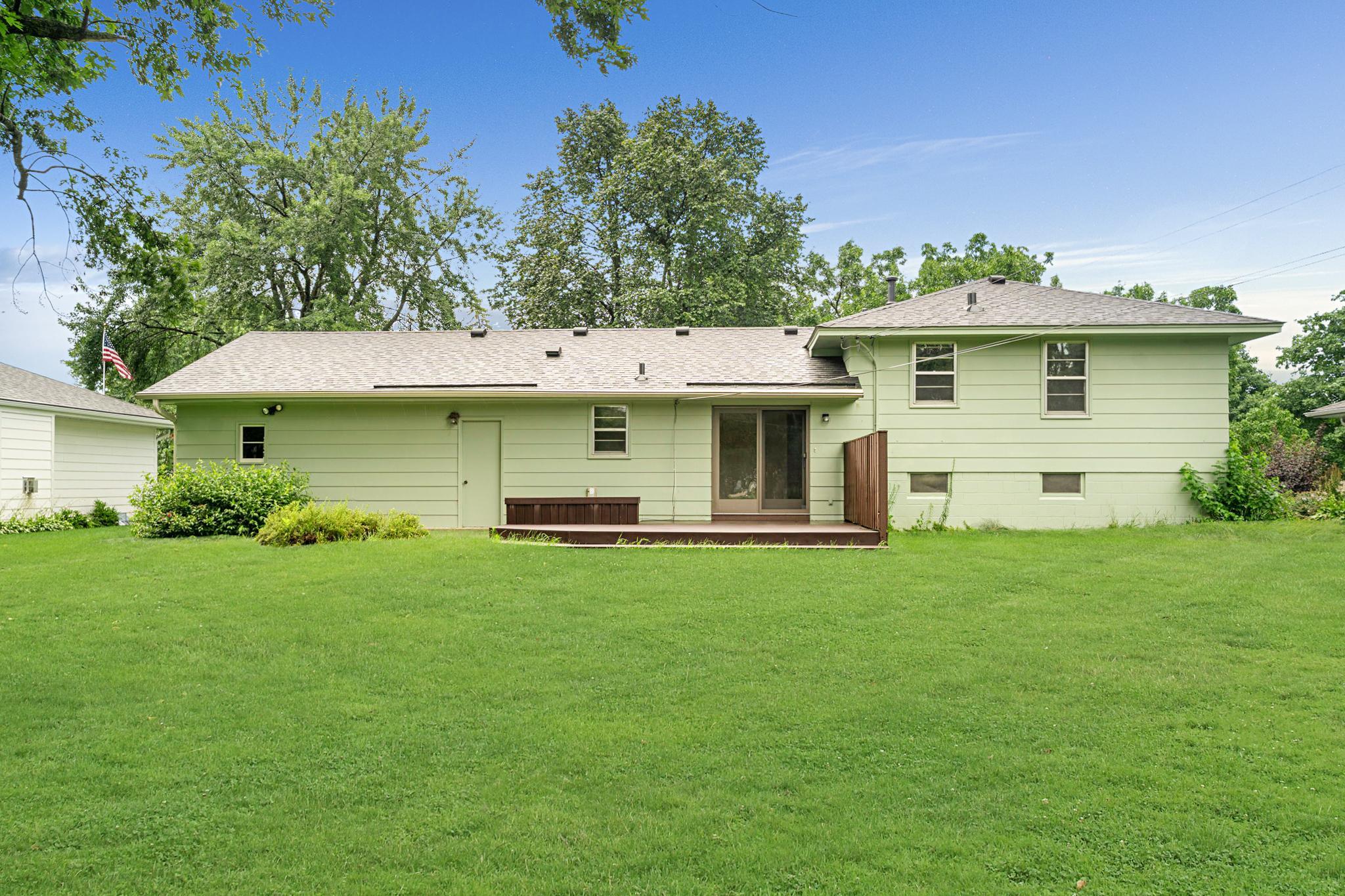 8341 Ewing Road Bloomington, MN 55431 - Photo 2 of 23