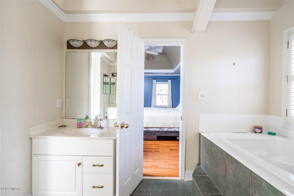 57 Cedar Ridge Court Macon, GA 31210 - Photo 26 of 50 32-DSC06571