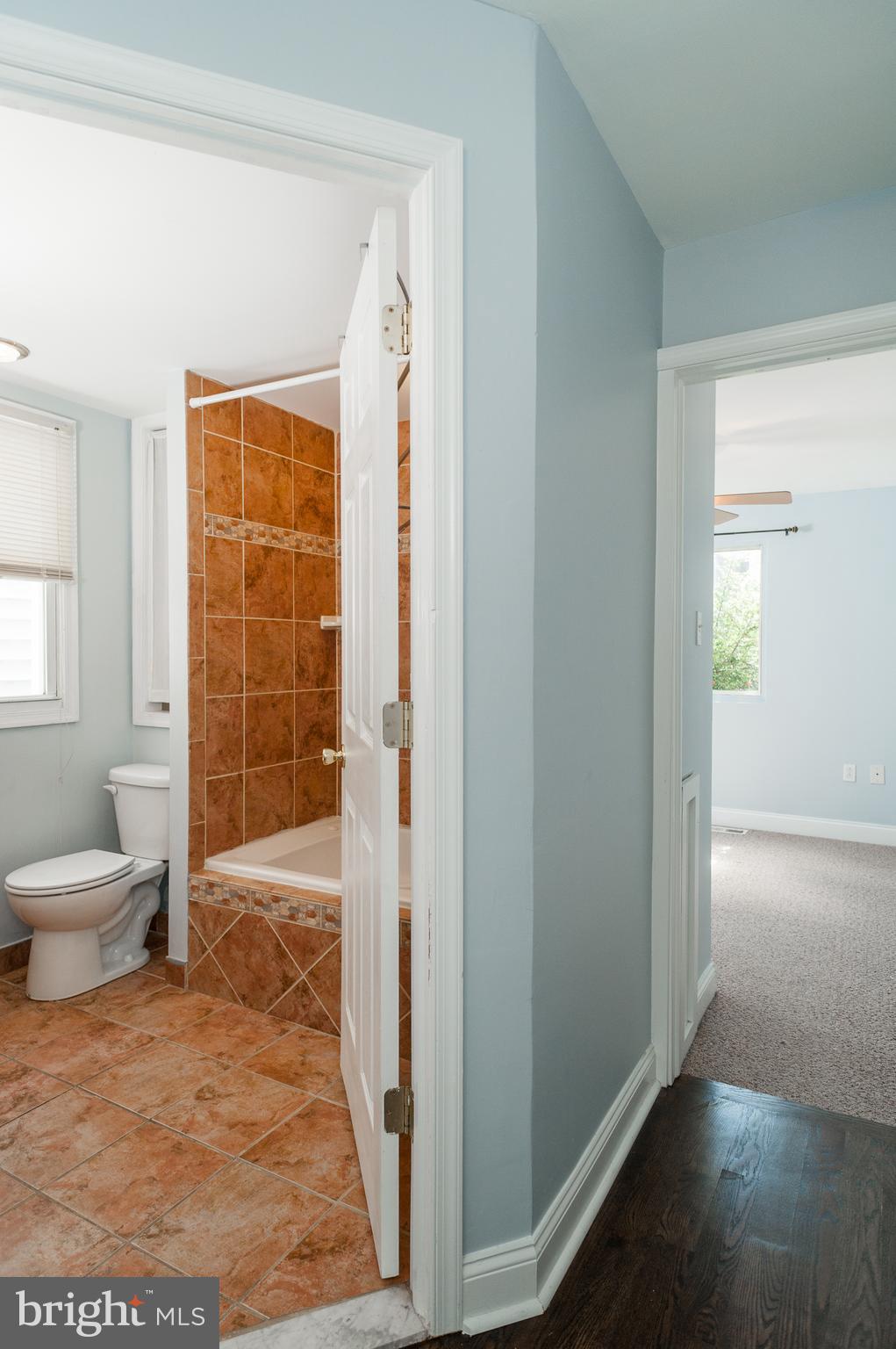 1028 Winton Street Philadelphia, PA 19148 - Photo 11 of 23