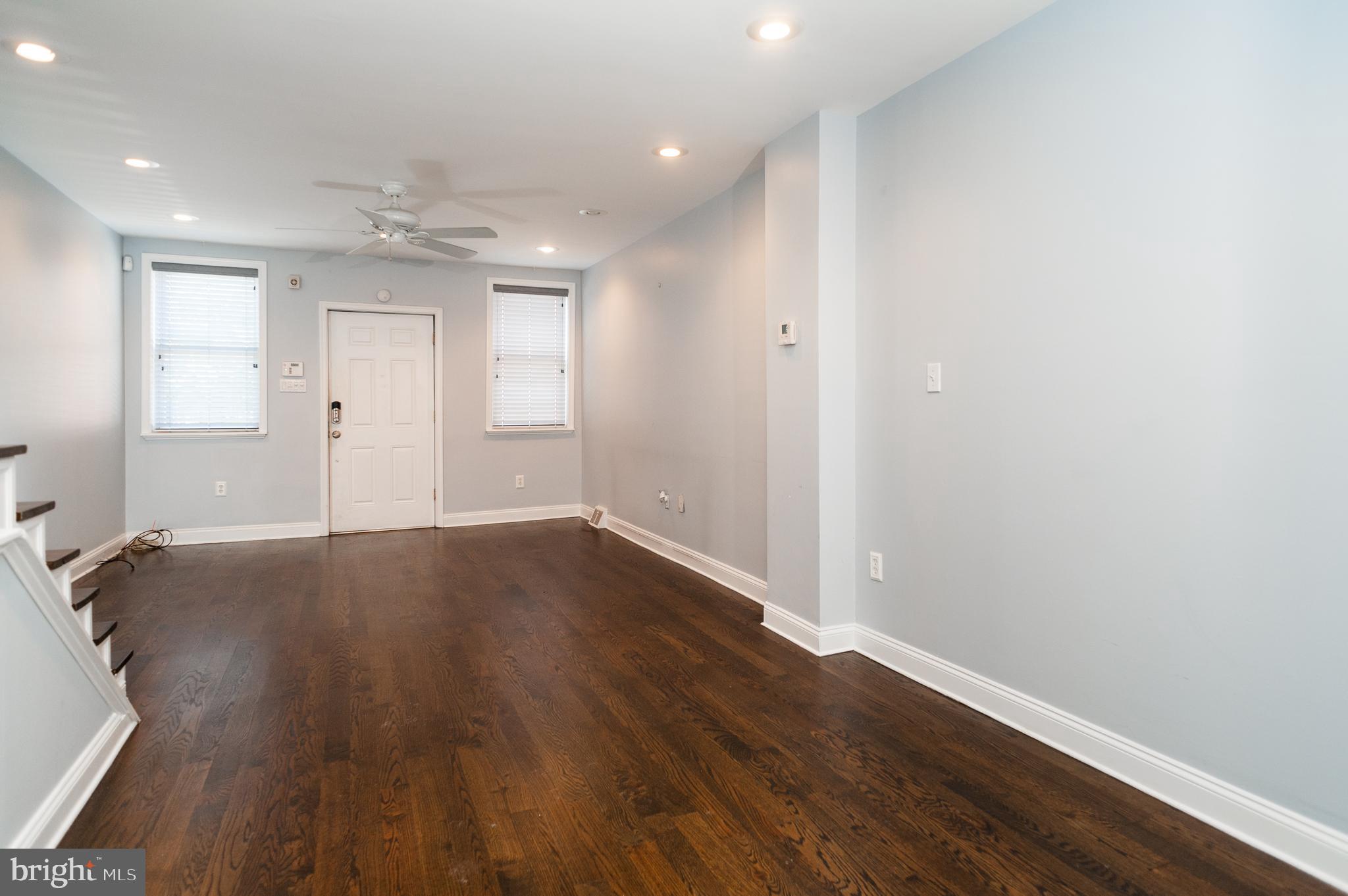 1028 Winton Street Philadelphia, PA 19148 - Photo 3 of 23