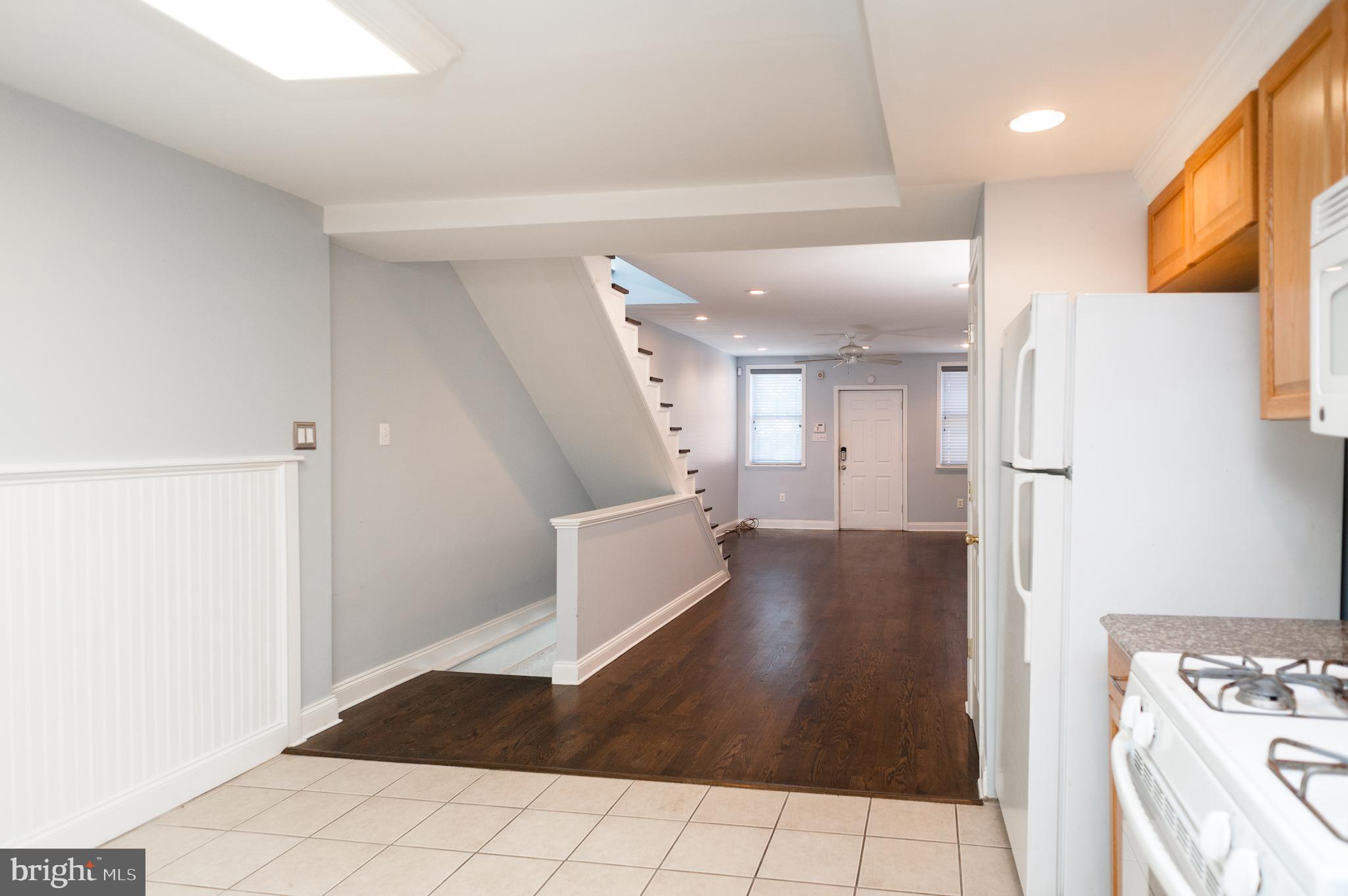 1028 Winton Street Philadelphia, PA 19148 - Photo 4 of 23