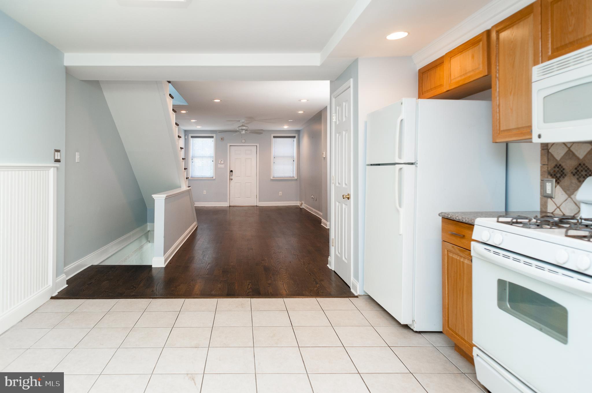 1028 Winton Street Philadelphia, PA 19148 - Photo 5 of 23