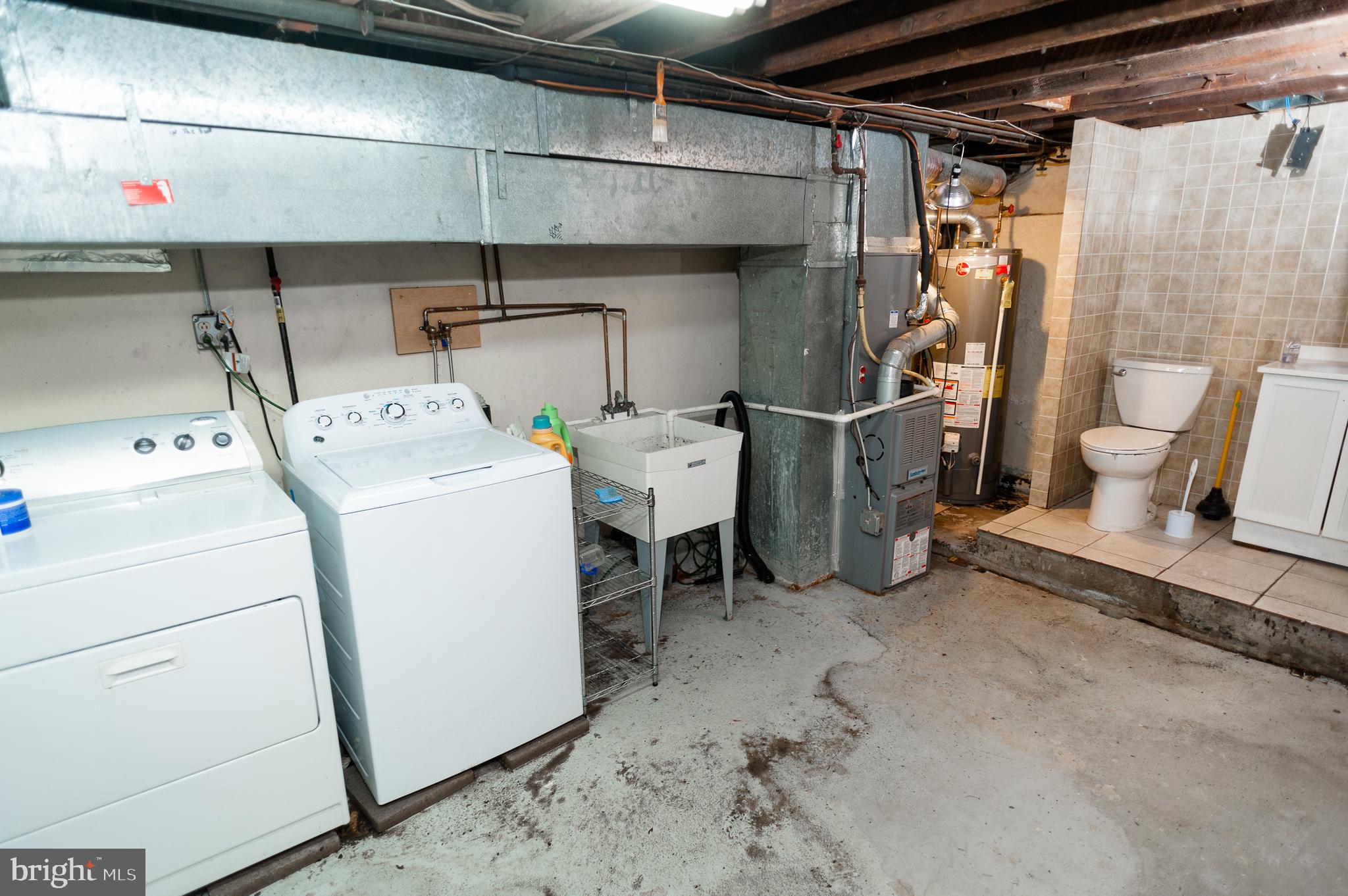 1028 Winton Street Philadelphia, PA 19148 - Photo 8 of 23