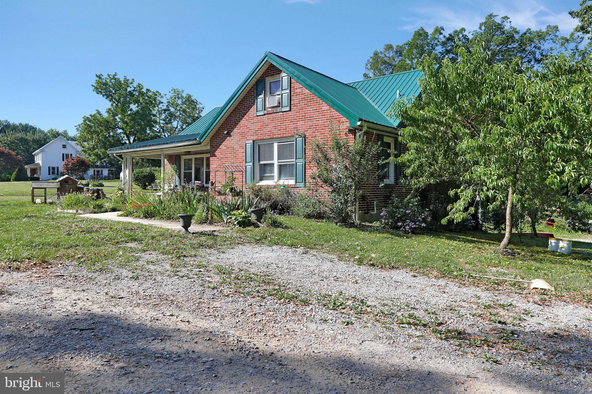 16015 Broadfording Road Clear Spring, MD 21722 - Photo 3 of 39