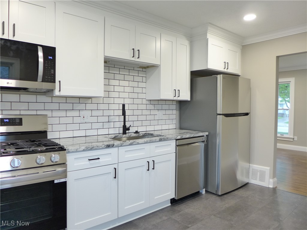 19300 Homeway Road Cleveland, OH 44135 - Photo 2 of 29 Gallery Image 2