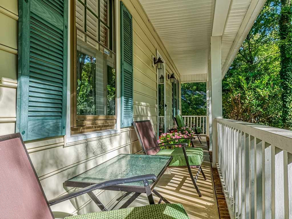 5205 Badham Place Raleigh, NC 27609 - Photo 4 of 30 Photo 4
