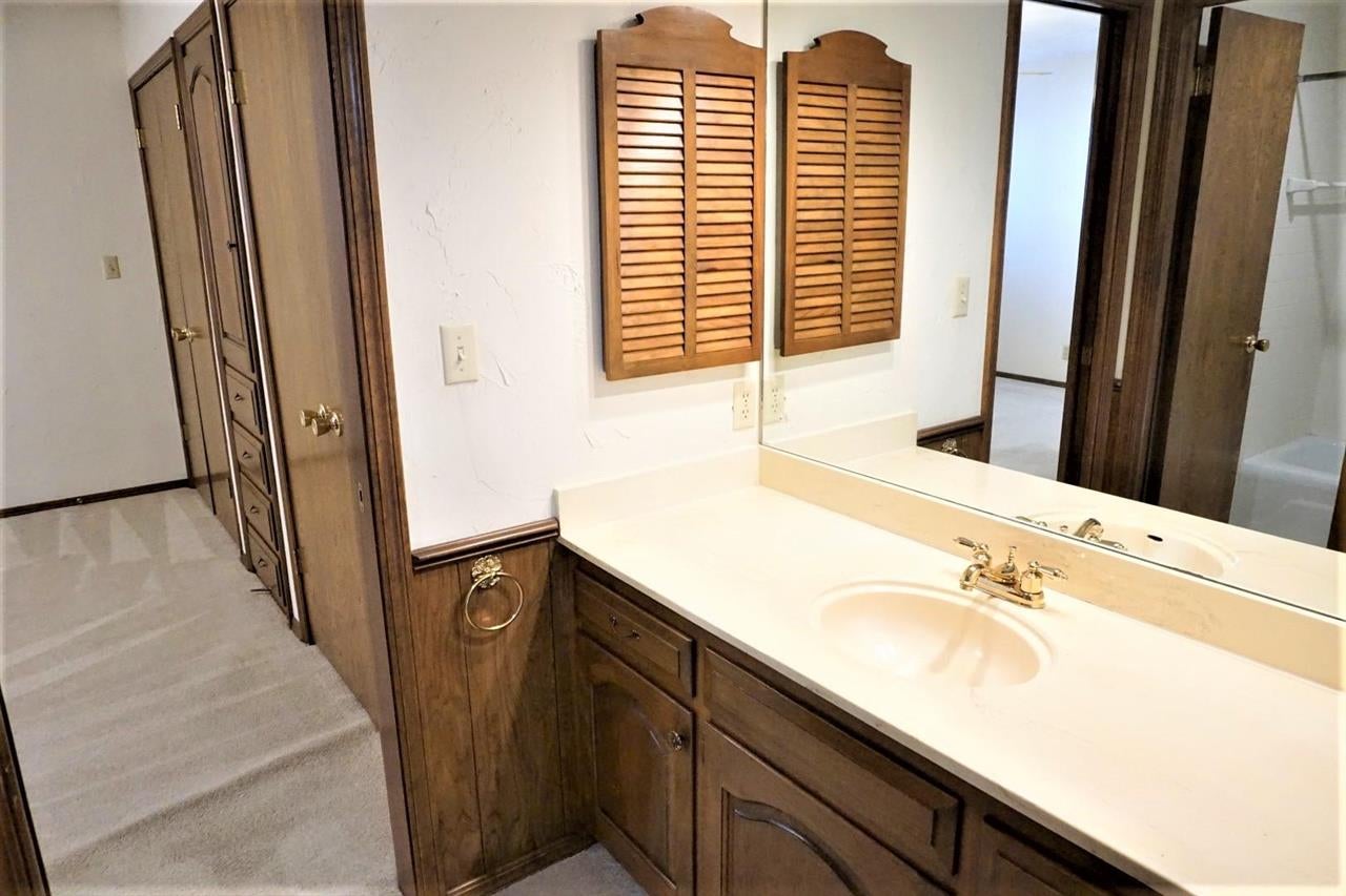 2205 Cardinal Road Ponca City, OK 74604 - Photo 24 of 36 Gallery Image 24