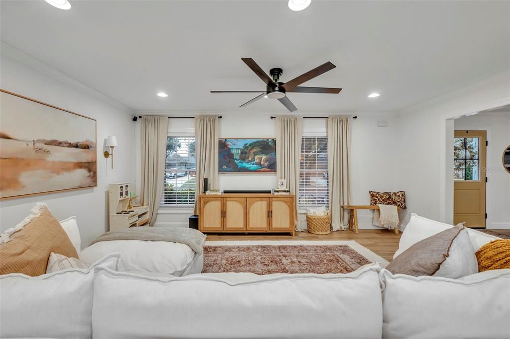 180 Spring Lake Hills Drive Altamonte Springs, FL 32714 - Photo 6 of 67