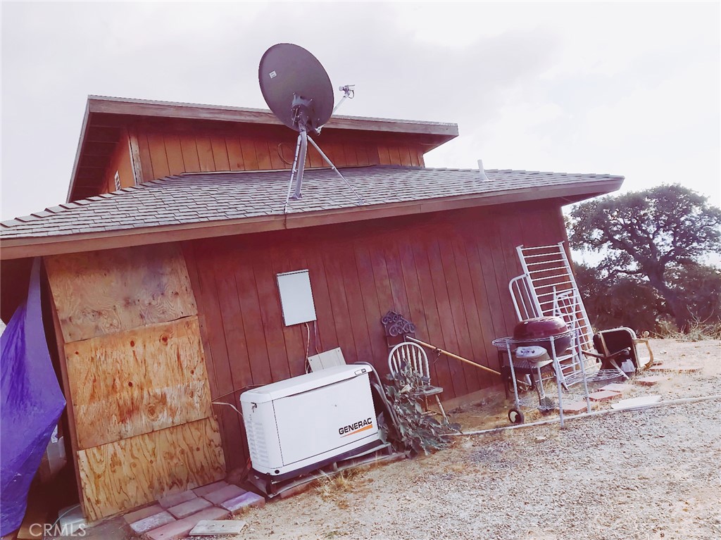 37610 Canton Way Caliente, CA 93518 - Photo 3 of 7