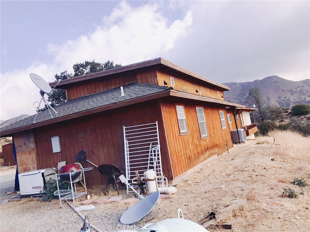 37610 Canton Way Caliente, CA 93518 - Photo 5 of 7