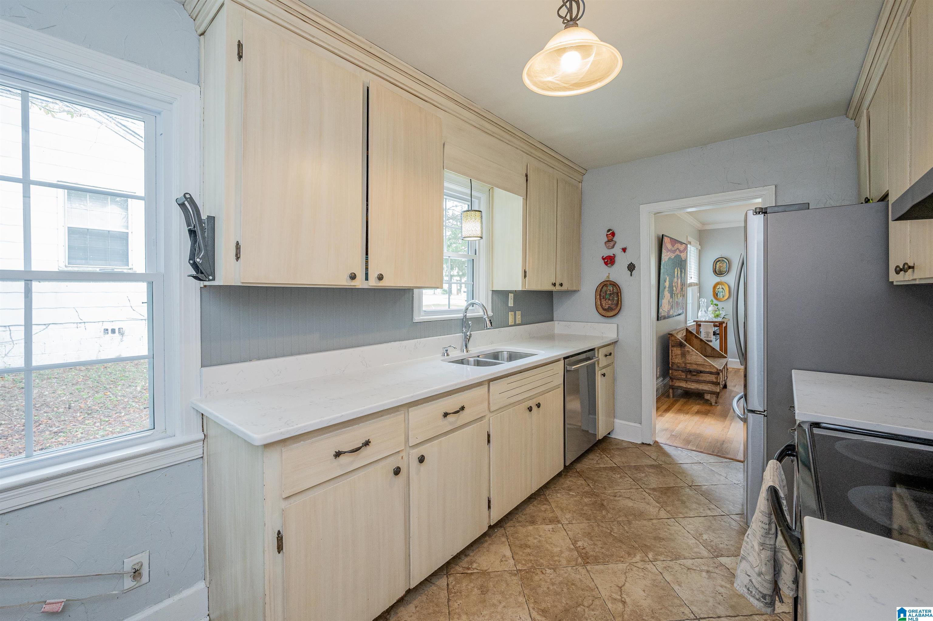 817 Columbiana Road Birmingham, AL 35209 - Photo 12 of 46