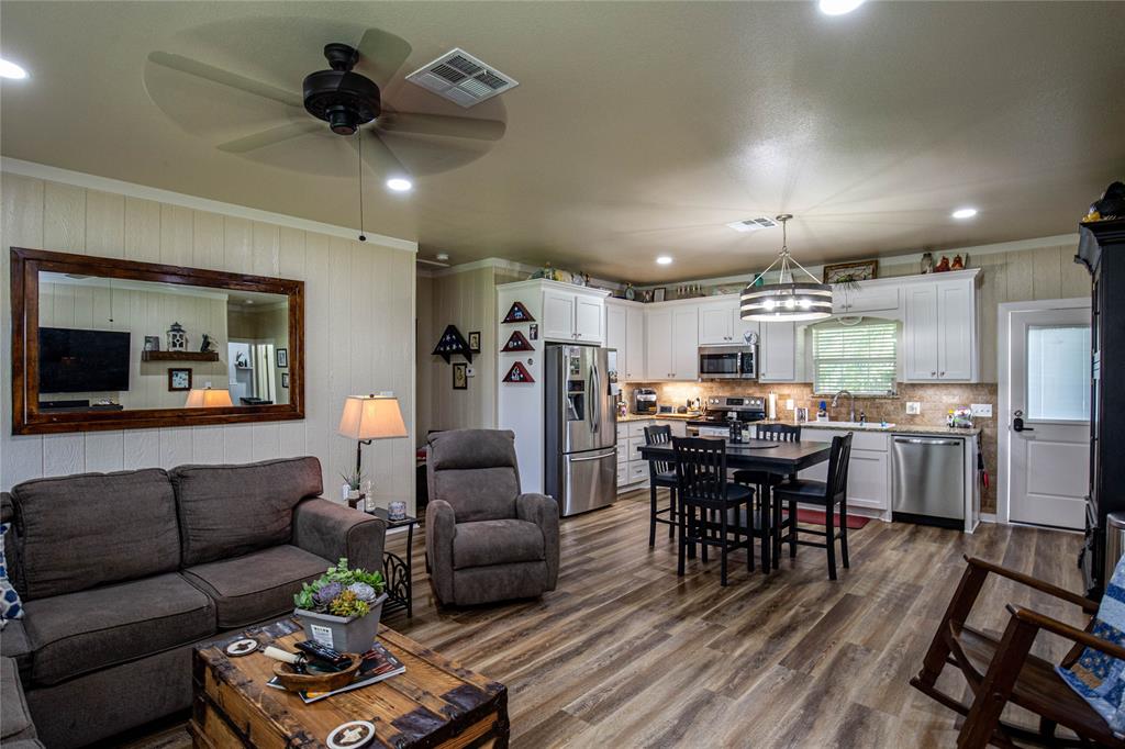 145 Satin Road Golinda, TX 76632 - Photo 6 of 28