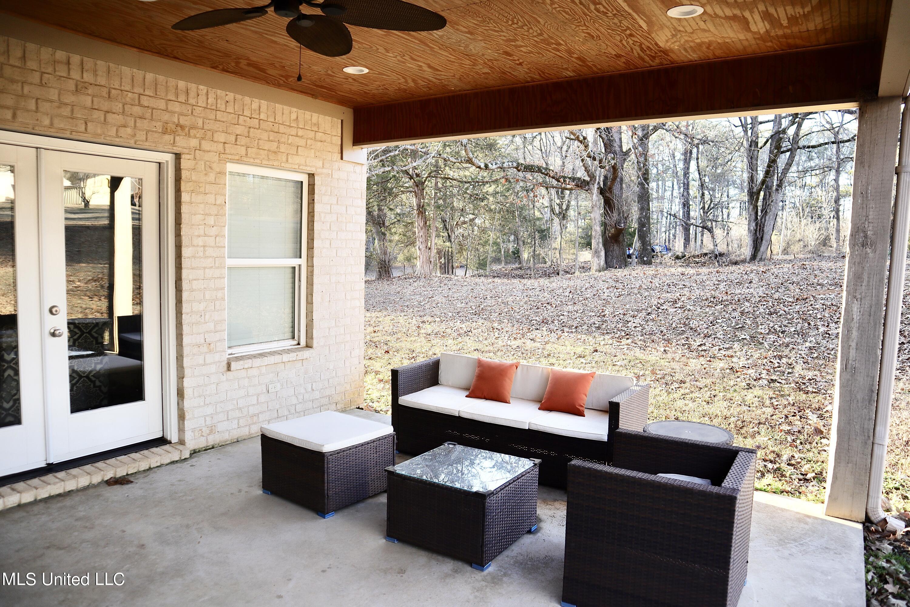 129 Musgrove Road Batesville, MS 38606 - Photo 22 of 23 IMG_4937