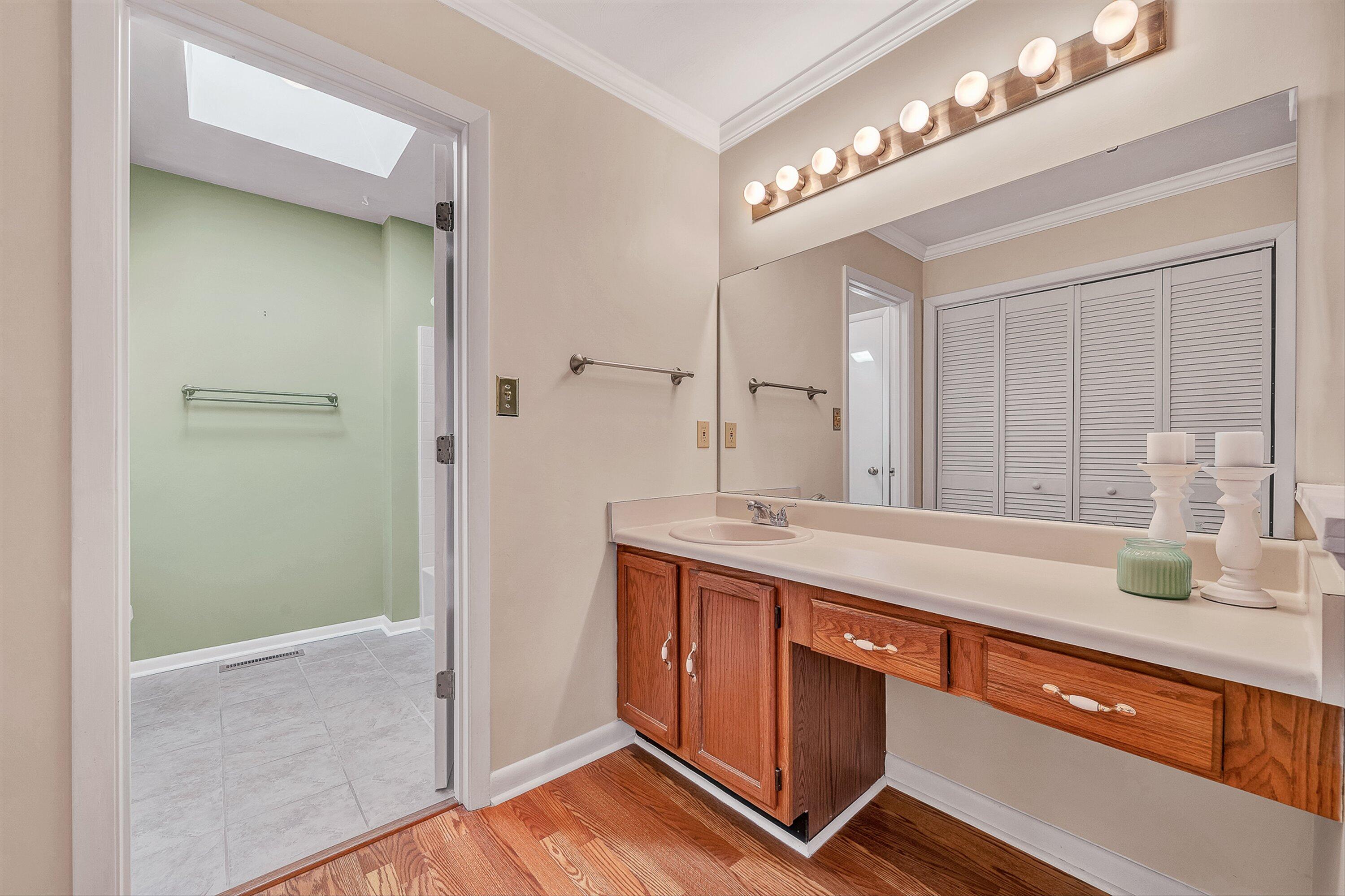 7901 Cedar Edge Road Roanoke, VA 24018 - Photo 26 of 49 Primary Bathroom